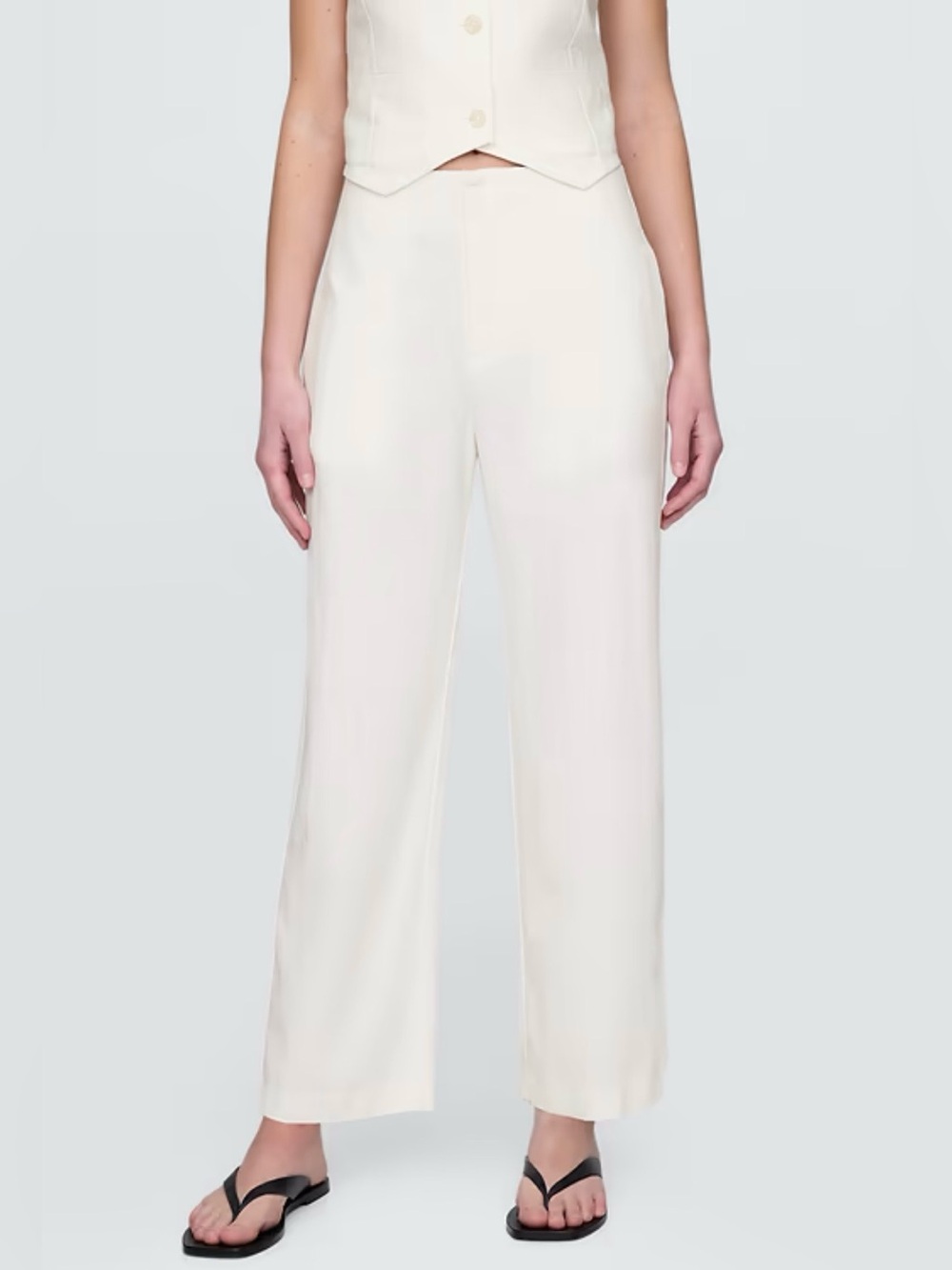 GAP NWT Linen-Blend Relaxed Straight Ankle Pants
16Tall